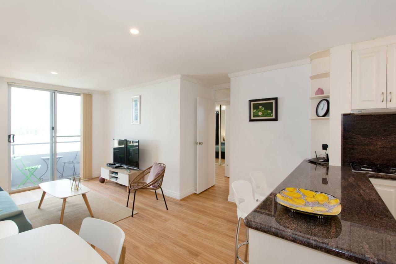 Ocean Breeze Apartment Fremantle Exterior photo